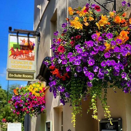 The Coach And Horses Inn Chepstow Εξωτερικό φωτογραφία