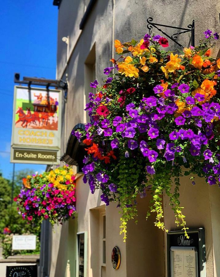The Coach And Horses Inn Chepstow Εξωτερικό φωτογραφία